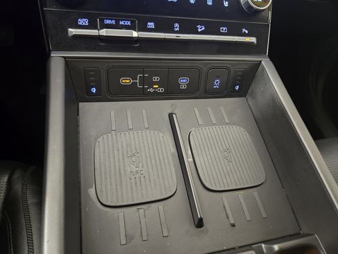 Used 2024 Hyundai Santa Fe Calligraphy image 30