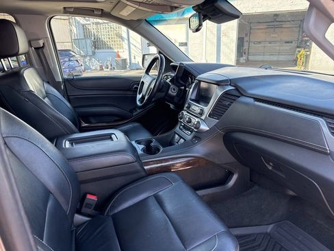 Used 2018 Chevrolet Tahoe LT image 10