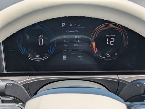 New 2026 Hyundai Santa Fe SE image 29