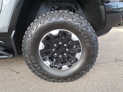 New 2025 GMC Hummer EV 2X w/ Extreme Off-Road Package image 43