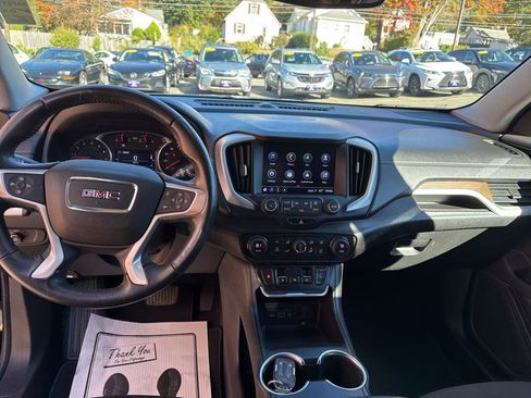 Used 2018 GMC Terrain SLE w/ Driver Convenience Package image 21