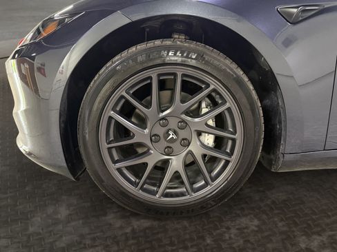 Used 2025 Tesla Model 3 Long Range RWD image 21
