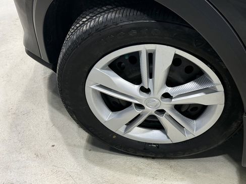 Certified 2024 Nissan Kicks S image 14