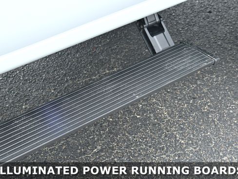 Used 2020 GMC Sierra 1500 AT4 w/ AT4 Premium Package image 9