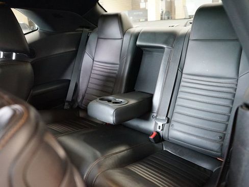 Used 2014 Dodge Challenger R/T RWD image 46