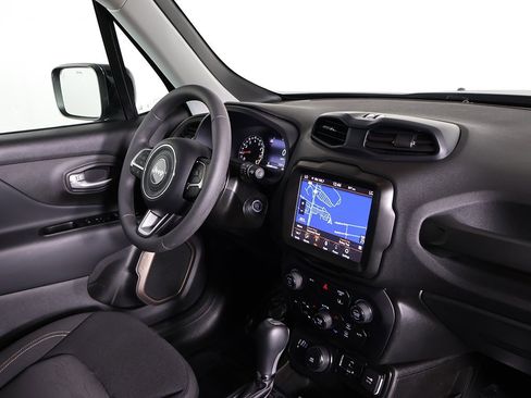 Used 2023 Jeep Renegade Latitude image 23