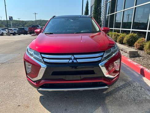 Used 2019 Mitsubishi Eclipse Cross SEL AWD/4WD image 2