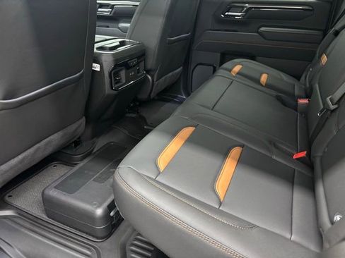 New 2026 GMC Sierra 2500 AT4 w/ Technology Package AWD/4WD image 15