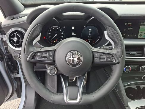 New 2026 Alfa Romeo Stelvio Sprint image 12