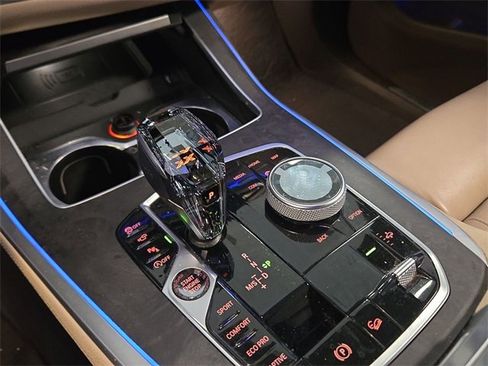 Used 2019 BMW X7 xDrive50i w/ M Sport Package image 20