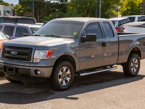 Used 2014 Ford F150 STX w/ Equipment Group 201A Mid AWD/4WD image 10