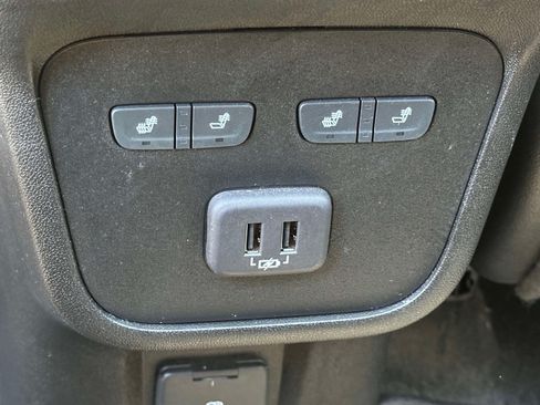 Used 2021 Chevrolet Equinox Premier AWD/4WD image 11