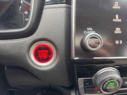 Used 2018 Honda CR-V Touring image 31