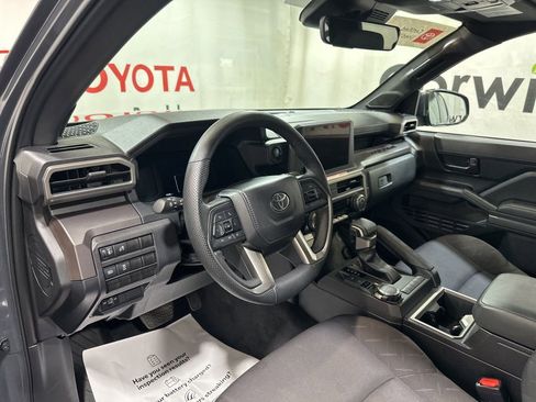 Certified 2025 Toyota Tacoma SR5 image 26