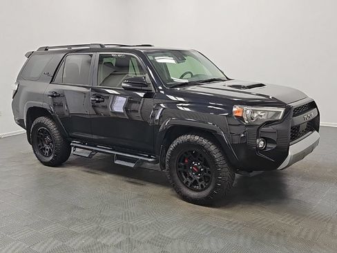 Used 2023 Toyota 4Runner TRD Off-Road Premium w/ Moonroof Package AWD/4WD image 3