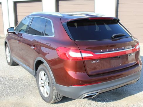 Used 2016 Lincoln MKX Premiere FWD image 4