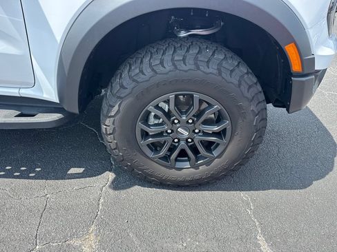 Used 2025 Ford Ranger Raptor AWD/4WD image 13