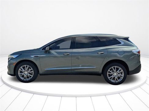 Used 2022 Buick Enclave Essence w/ Experience Buick Package image 13