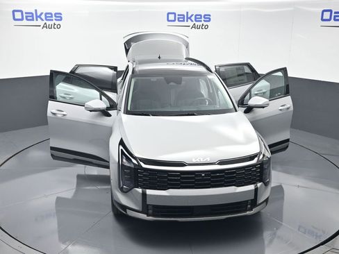 New 2026 Kia Sportage SX FWD image 60