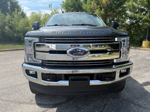 Used 2019 Ford F250 Lariat w/ Lariat Ultimate Package AWD/4WD image 8