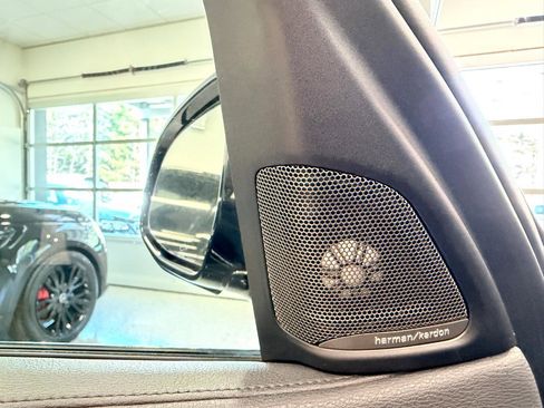 Used 2016 BMW X6 xDrive35i image 17