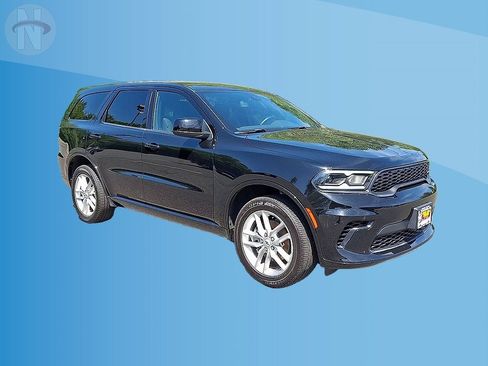 Used 2025 Dodge Durango GT AWD/4WD image 2