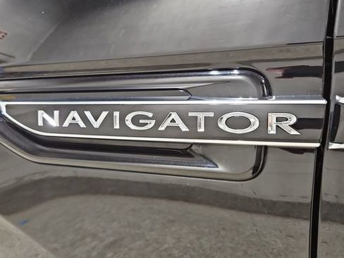 Used 2020 Lincoln Navigator Reserve w/ Equipment Group 208A Reserve AWD/4WD image 25