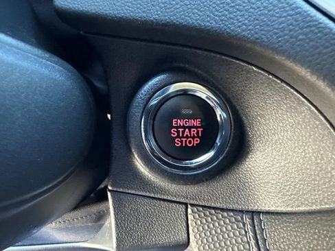 Used 2019 Subaru Forester Touring image 38