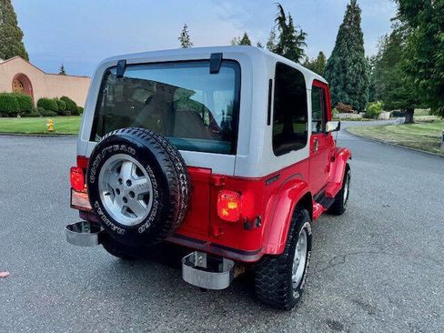 Used 1989 Jeep Wrangler Laredo image 6