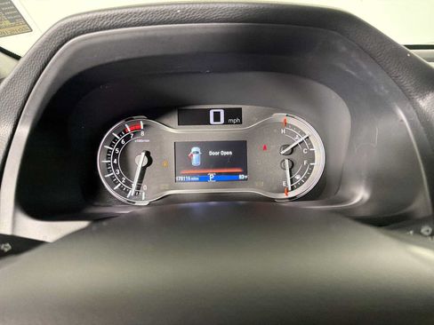 Used 2017 Nissan Titan SL RWD image 59