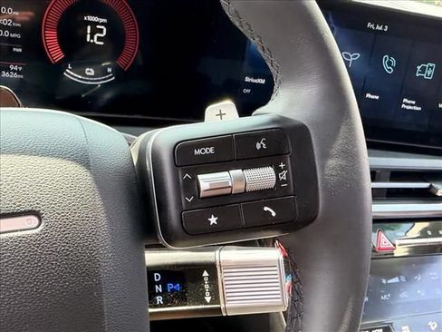 Certified 2026 Hyundai Santa Fe SEL AWD/4WD image 18