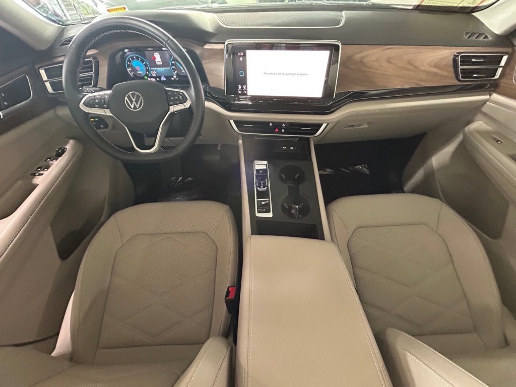 Used 2024 Volkswagen Atlas SE FWD image 10