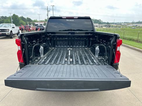 Used 2022 Chevrolet Silverado 1500 RST w/ LPO, Blackout Package AWD/4WD image 22
