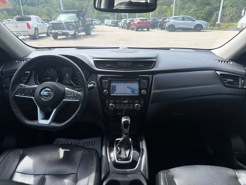 Used 2017 Nissan Rogue SL w/ SL Premium Package AWD/4WD image 12