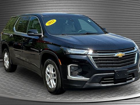 Used 2023 Chevrolet Traverse LS AWD/4WD image 1