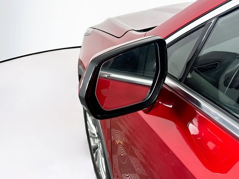 Used 2024 Cadillac XT4 Premium Luxury image 16