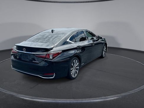 Used 2021 Lexus ES 300h w/ Premium Package FWD image 2