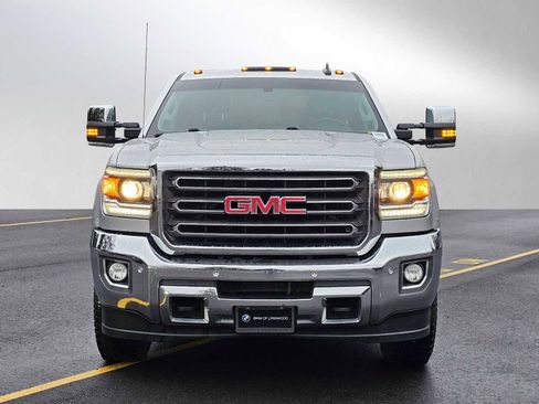 Used 2015 GMC Sierra 3500 SLT w/ Duramax Plus Package image 8