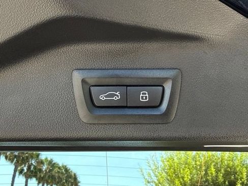 Used 2026 BMW X5 M60i w/ Parking Assistance Package AWD/4WD image 17