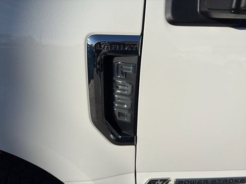 Used 2021 Ford F350 Lariat w/ Lariat Ultimate Package image 9
