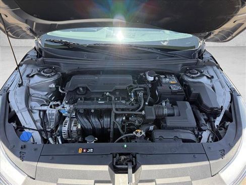 Used 2025 Kia K4 FWD image 25
