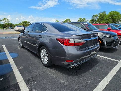 Used 2016 Lexus ES 350 w/ Premium Package w/Wood Trim FWD image 12