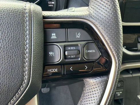 Used 2023 Toyota Tundra SR5 w/ SR5 Premium Package AWD/4WD image 28