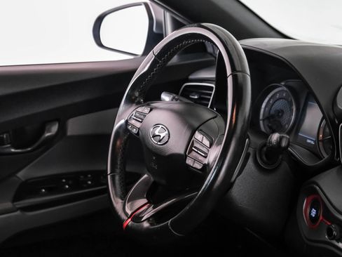 Used 2021 Hyundai Veloster 2.0 Premium FWD image 13