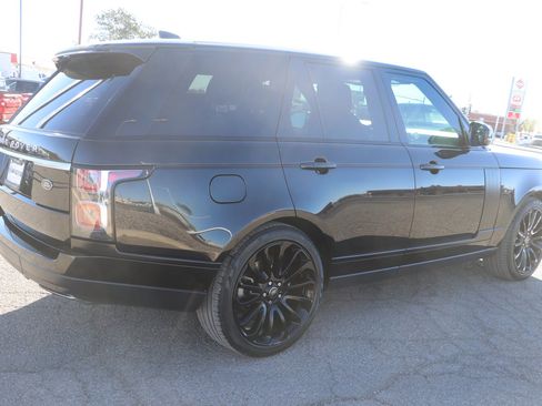 Used 2020 Land Rover Range Rover HSE image 7