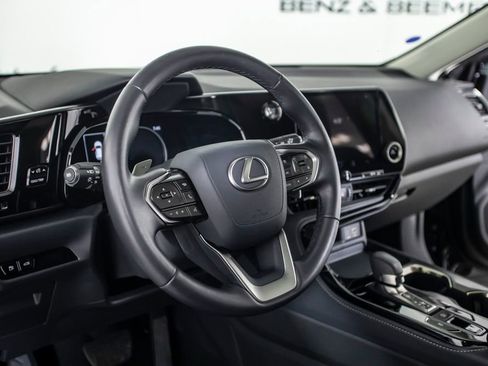 Used 2025 Lexus NX 250 FWD w/ Accessory Package (K3) image 21