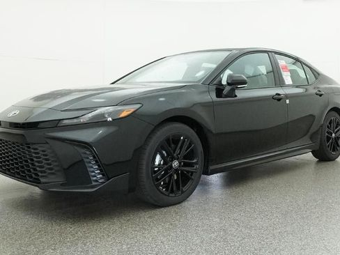 New 2026 Toyota Camry SE FWD image 17