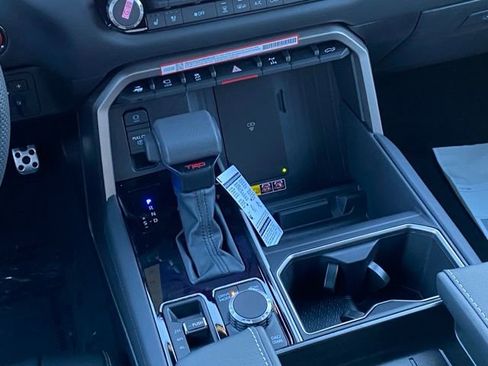 New 2026 Toyota Tundra Limited image 17