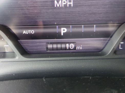 New 2026 RAM 1500 Laramie AWD/4WD image 29