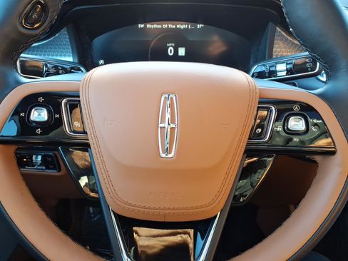 Certified 2024 Lincoln Aviator Black Label w/ Jet Package image 6